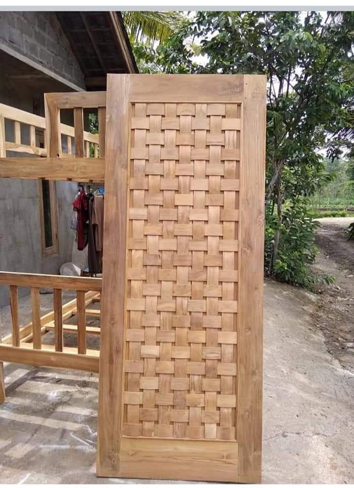 Daun pintu